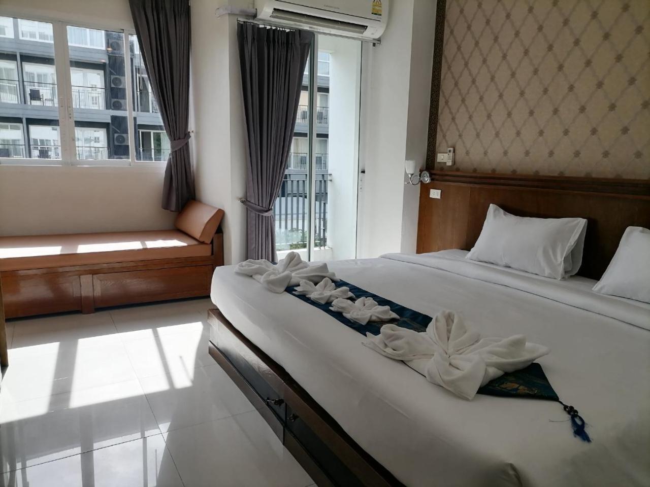 Hotell Nj 3*