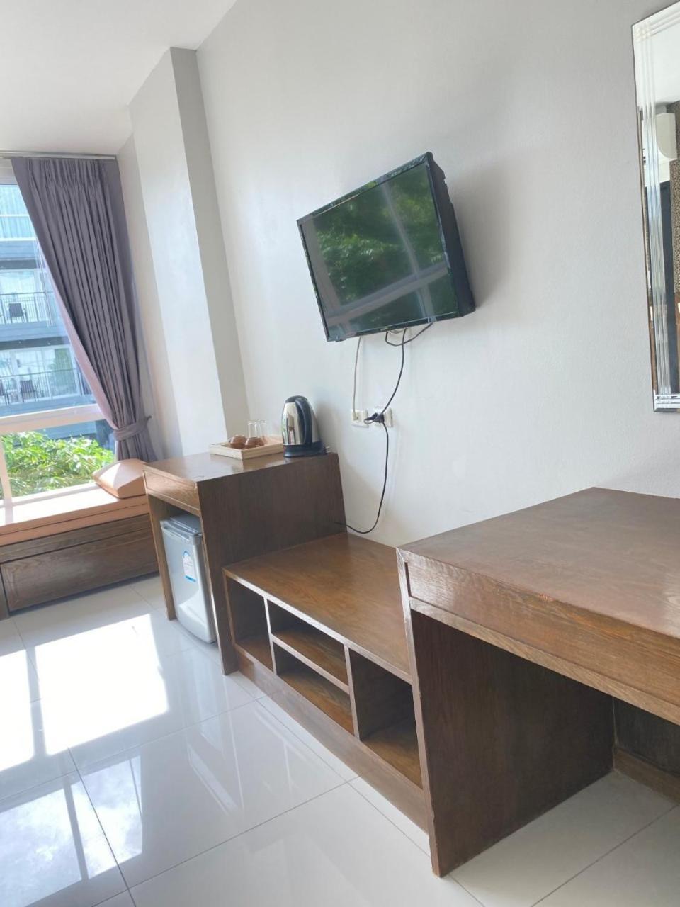 Nj Hotell Patong